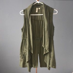 Women’s small army green vest